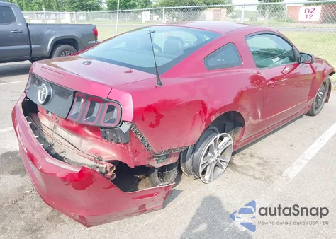 2014 Ford Mustang V6 Premium из США, поврежденный, VIN 1ZVBP8AM2E5286252